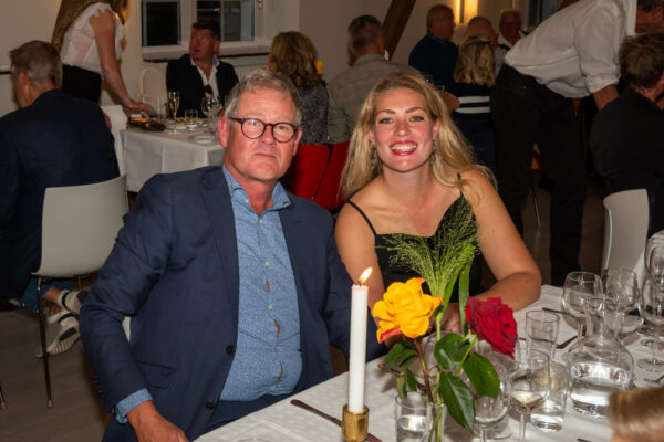 Festen Lo╠êrdag (30 av 75)