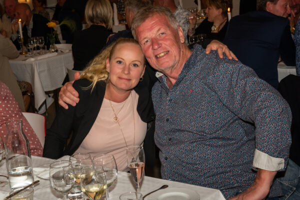 Festen Lo╠êrdag (31 av 75)