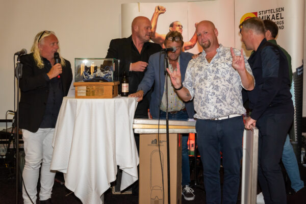 Festen Lo╠êrdag (53 av 75)