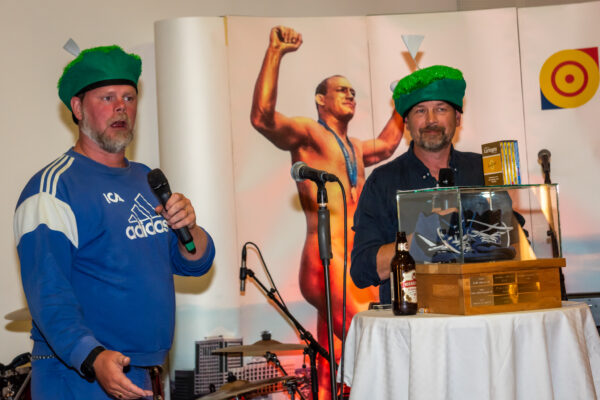 Festen Lo╠êrdag (60 av 75)