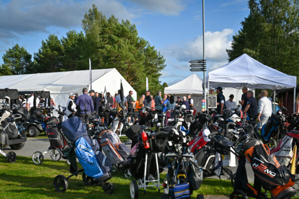 Fredag dag (114 av 139)